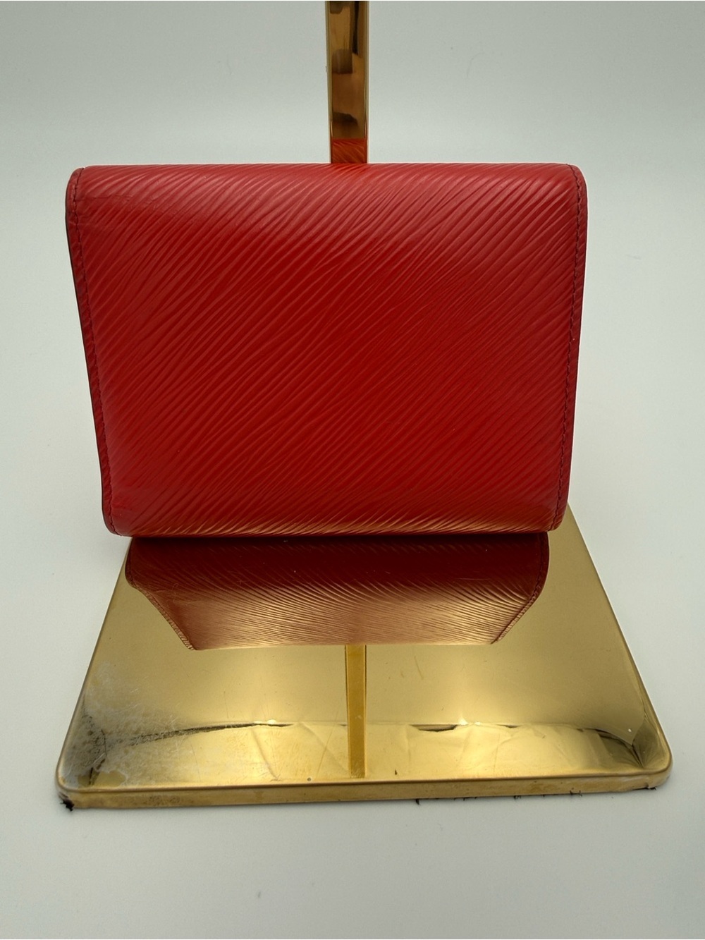⭐️⭐️Authentic⭐️⭐️ Louis Vuitton Coquelicot Epi Twist Compact Wallet, Red - Picture 3 of 10